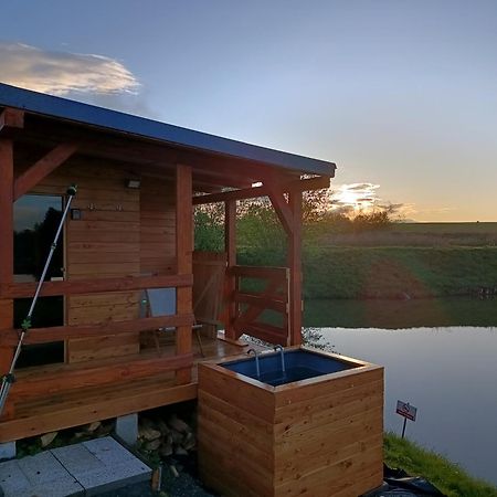 Domki Brzezowka Nad Stawami Клодзко Екстериор снимка